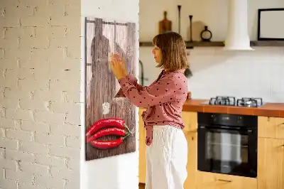 Magnettafel zum Schreiben mit Motiv Chilis auf Holzbrett