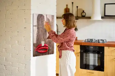 Magnettafel zum Schreiben mit Motiv Chilis auf Holzbrett