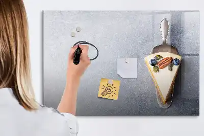Schreib-Magnettafel in Form eines Kuchenstücks