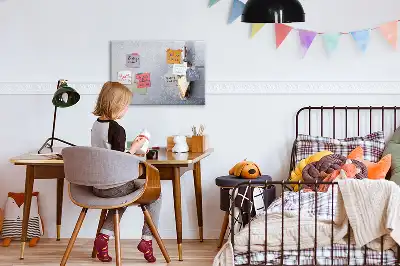 Schreib-Magnettafel in Form eines Kuchenstücks