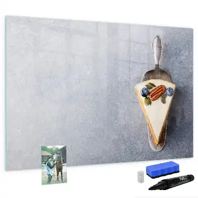 Schreib-Magnettafel in Form eines Kuchenstücks