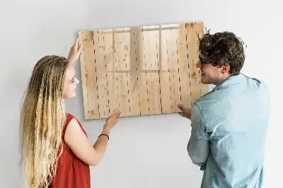 Beschreibbare Magnettafel aus Holzbrettern