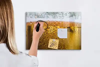 Bierkrug mit beschreibbarer Magnettafel