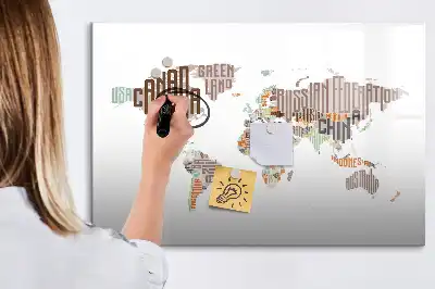 Schreib-Magnettafel mit bunten Buchstaben