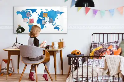 Weltkarte als beschreibbare Magnettafel