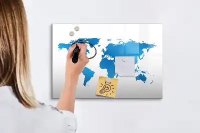 Weltkarte als beschreibbare Magnettafel