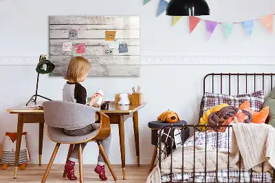 Beschreibbare Magnettafel in Holzbretter-Optik