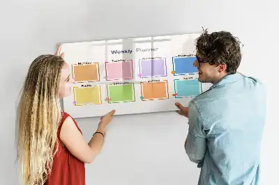 Wochenplaner als magnetische Schreibtafel