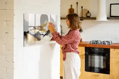 Beschreibbare Magnettafel mit Berg-Abstraktion
