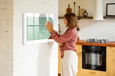Schreibtisch-Organizer mit magnetischer Schreibtafel