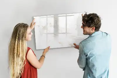 Beschreibbare Magnettafel im eleganten Marmordesign