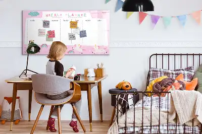 Wochenplaner für Kinder als magnetische Schreibtafel