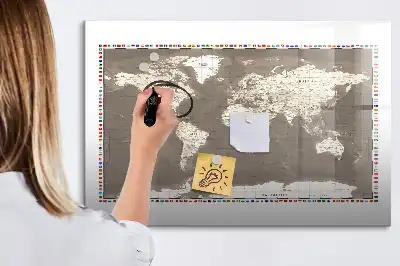 Beschreibbare Magnettafel in Form einer braunen Weltkarte