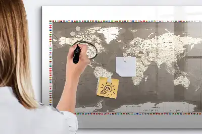 Beschreibbare Magnettafel in Form einer braunen Weltkarte