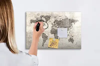 Schreib-Magnettafel in Optik einer Zeitungsweltkarte