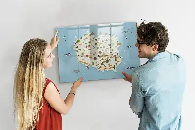 Beschreibbare Magnettafel mit einer Karte der Tiere Polens