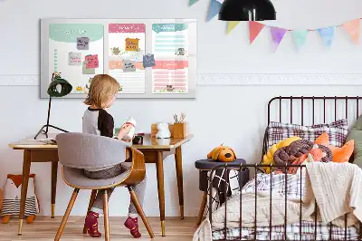 Beschreibbare Magnettafel in Form einer Wunschliste