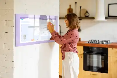 Schreib-Magnettafel in Rosafarben als Jahresplaner