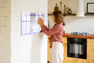 Schreib-Magnettafel in Rosafarben als Jahresplaner