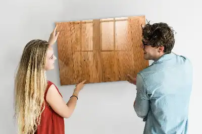 Beschreibbare Magnettafel aus Holzbrettern