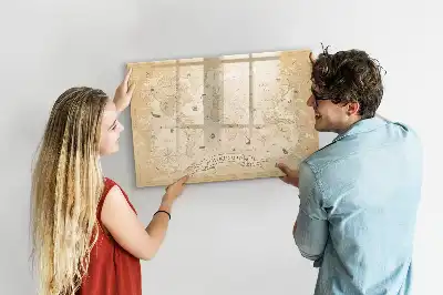 Beschreibbare Magnettafel im Design einer Vintage-Weltkarte