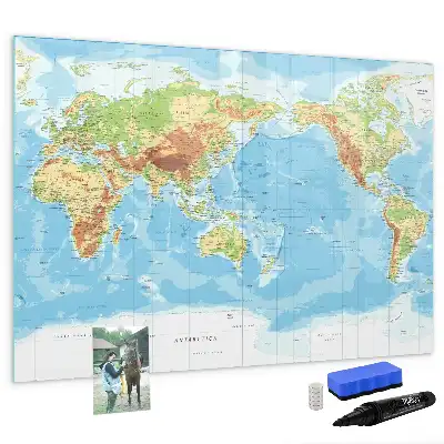 Physische Weltkarte als beschreibbare Magnettafel