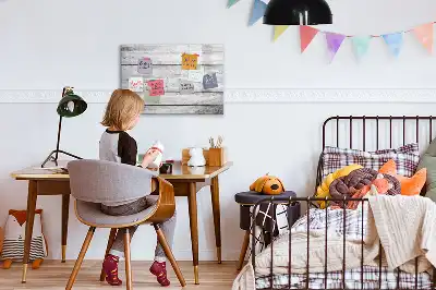 Magnettafel beschreibbar und bemalte Oberfläche