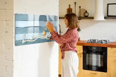 Beschreibbare Magnettafel mit Motiv Bretter, Pflanzen und Muscheln