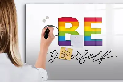 Schreib-Magnettafel mit dem Text Sei du selbst
