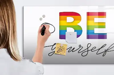 Schreib-Magnettafel mit dem Text Sei du selbst