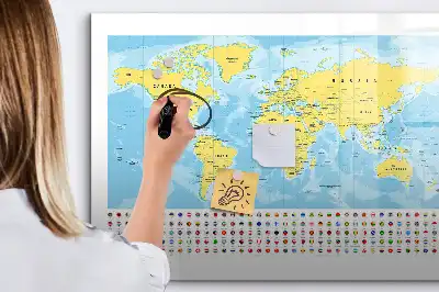 Weltkarte als beschreibbare Magnettafel
