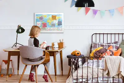 Weltkarte als beschreibbare Magnettafel