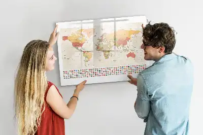 Schreib-Magnettafel im Design Weltkarten-Projekt