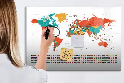 Schreib-Magnettafel in Form einer bunten Weltkarte