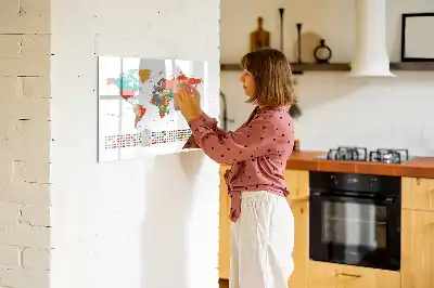 Schreib-Magnettafel in Form einer bunten Weltkarte