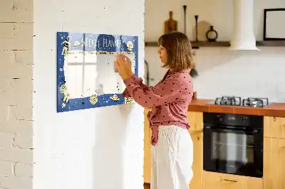 Magnetische Schreibtafel mit kosmischem Wochenplaner-Design