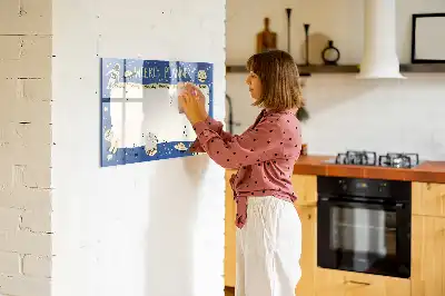 Magnetische Schreibtafel mit kosmischem Wochenplaner-Design