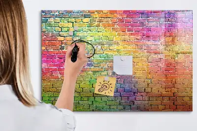 Schreib-Magnettafel mit bemaltem Wanddesign