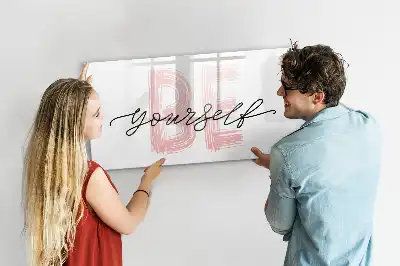Schreib-Magnettafel mit dem Text Sei du selbst