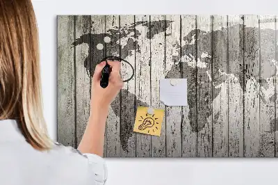Weltkarte als beschreibbare Magnettafel