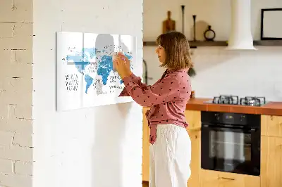 Schreib-Magnettafel in Form einer blauen Weltkarte