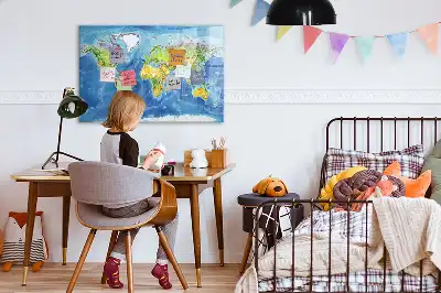 Weltkarte als beschreibbare Magnettafel