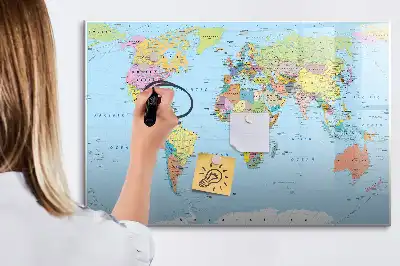 Weltkarte als beschreibbare Magnettafel