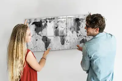 Magnetische Weltkarte auf Holz mit Schreibfunktion