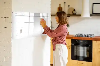 Beschreibbare Magnettafel in minimalistischem Design für Menüs