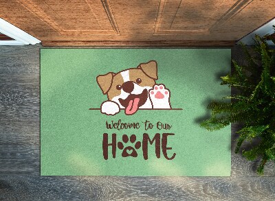 Fußmatte Welcome to our home Hund auf grünem Hintergrund