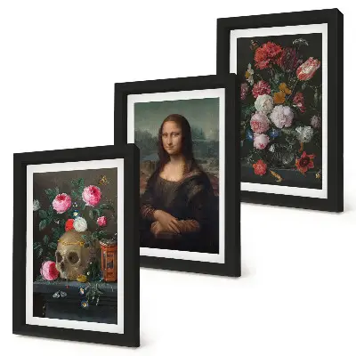 Fotowand mit Vintage-Motiven von Blumen, einem Totenkopf und dem Porträt der Mona Lisa von Leonardo da Vinci