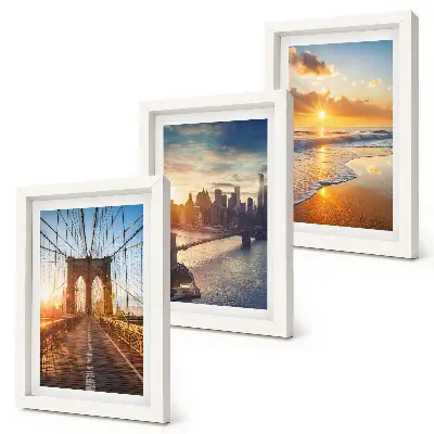 Bilderwand mit Brücken und Sonnenuntergängen in der Stadtlandschaft