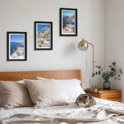 Bilderwand Landschaftsarchitekturansichten der Stadt Oia auf Santorin in Griechenland