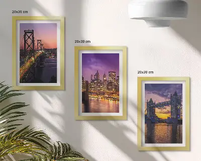 Bilderwand mit Brücken und Stadtansichten im Sonnenuntergang